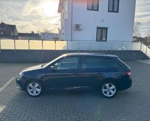 Skoda Skoda Fabia Combi Ambition*DSG*PDC V&H/SHZ/NAVI Gebrauchtwagen