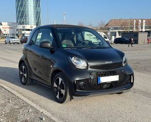 Smart Smart ForTwo EQ Passion,Klima,Carplay,DAB,Allwette Gebrauchtwagen