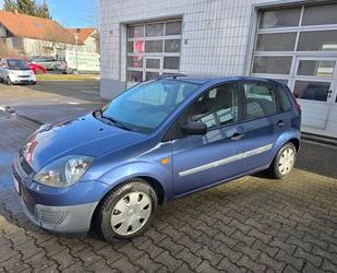 Ford Ford Fiesta 1.3 Ambiente Klima Gebrauchtwagen