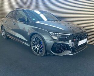 Audi Audi RS3 Lim.|performance Edition|1of300|Keramik|P Gebrauchtwagen