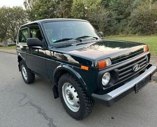 Lada Lada Niva 4x4 EFH 43000km Gebrauchtwagen