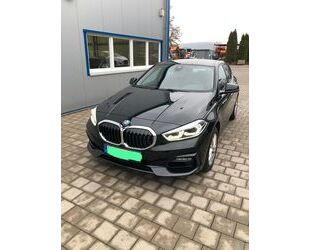 BMW BMW 118i Sport Line, line assist, shadow line Gebrauchtwagen