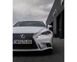 Lexus Lexus IS 300 2.5 300h F-Sport Automatik F-Sport Gebrauchtwagen