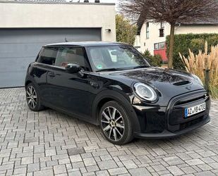 Mini MINI Cooper SE MINI Yours Trim, Piano Black Ext. Gebrauchtwagen