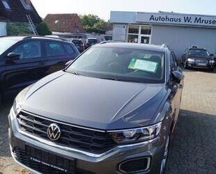 VW Volkswagen T-Roc Sport 1,5 TSI 110 Kw DSG ACC Gebrauchtwagen