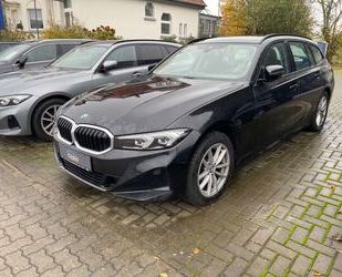 BMW BMW 320 d xDrive Touring *WIDE/CURVED*DRIVING ASSI Gebrauchtwagen