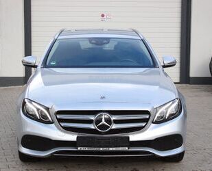 Mercedes-Benz Mercedes-Benz E 220 d T-Modell <LED / Navi / Kamer Gebrauchtwagen