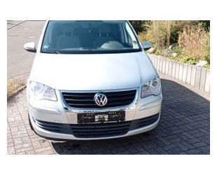 VW Volkswagen Touran 1.4 TSI 7 Sitzer Gebrauchtwagen