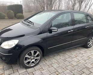 Mercedes-Benz Mercedes-Benz B 200 B -Klasse B 200 Gebrauchtwagen