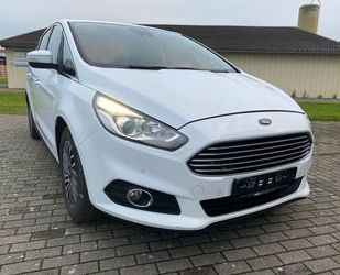 Ford Ford S-MAX Titanium/7Sitzer/Navi/LED/AHK Gebrauchtwagen