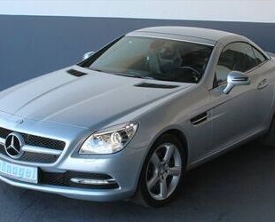 Mercedes-Benz Mercedes-Benz SLK 200 CGI Leder Airscarf Bi-Xenon Gebrauchtwagen