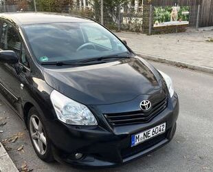 Toyota Toyota Verso 2.2l D-4D Life Automatik Life Gebrauchtwagen