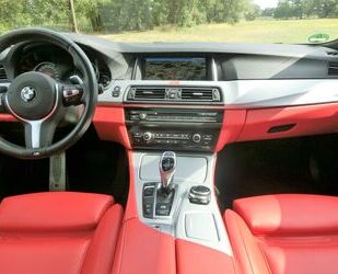 BMW BMW 530d xDrive Touring A Individual Gebrauchtwagen