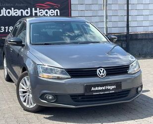 VW Volkswagen Jetta VI Match-LEDER-NAVI-SHZ-SCHIEBEDA Gebrauchtwagen