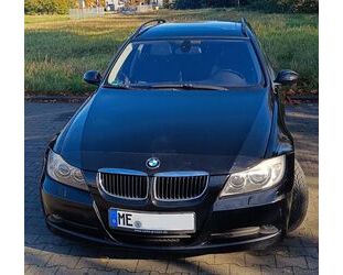 BMW BMW 320i touring - Mit LPG Gasanlage, Scheckheft Gebrauchtwagen