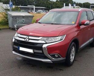 Mitsubishi Mitsubishi Outlander 2.0 Benziner Plus ClearTec 2W Gebrauchtwagen