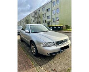 Audi Audi A4 2.4 V6 Gebrauchtwagen