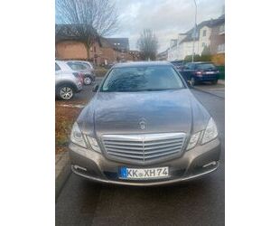 Mercedes-Benz Mercedes-Benz E 200 CDI BlueEFFICIENCY ELEGANCE EL Gebrauchtwagen