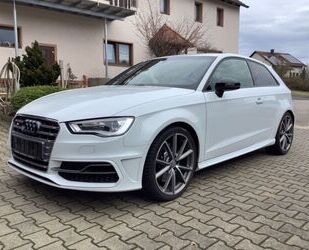 Audi Audi S3 2.0 TFSI quattro,NAVI,Xenon,SHZ,GRA,Garant Gebrauchtwagen