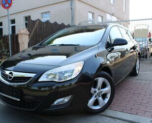 Opel Opel Astra J Sports Tourer|Klimaauto.|Sitzheiz.|Al Gebrauchtwagen