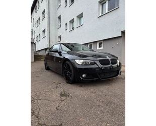 BMW BMW 335i Cabrio - E93 - Rechtslenker - M-Paket - N Gebrauchtwagen