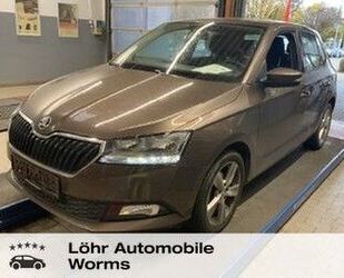 Skoda Skoda Fabia 1.0MPI Active DAB SOUNDSYS EINPARKH SI Gebrauchtwagen