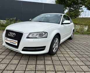 Audi Audi A3 Sportback 1.6 TDI Attraction/Xenon/8-Fach Gebrauchtwagen