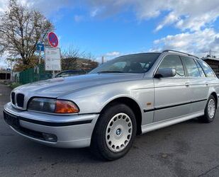 BMW BMW 520i Auto touring Auto, nur 125.000 KM TÜV NEU Gebrauchtwagen