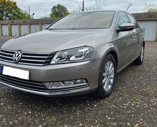 VW Volkswagen Passat 2.0 TDI DSG 130kW Highline BMoti Gebrauchtwagen