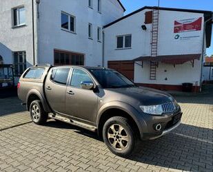 Mitsubishi Mitsubishi L200 Doppelkabine 4WD Hardtop Gebrauchtwagen