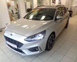 Ford Ford Focus Turnier ST-Line/Navi/Klima/B&O Soundsys Gebrauchtwagen