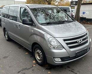 Hyundai Hyundai H-1 Travel Trend~LEDER~NAVI~8 SITZER~AHK Gebrauchtwagen