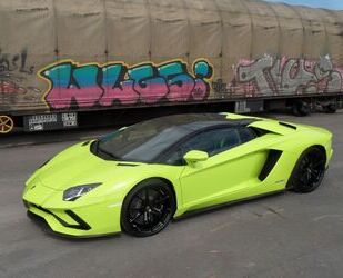 Lamborghini Lamborghini Aventador S Roadster, 1.950 KM, Garant Gebrauchtwagen