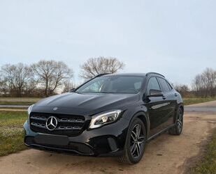 Mercedes-Benz Mercedes-Benz GLA 180 DCT - Urban Style, Night-Pak Gebrauchtwagen