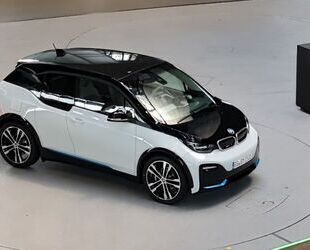 BMW BMW i3s (120 Ah), 135kW s / ACC / HarmonKardon / W Gebrauchtwagen