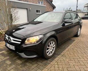 Mercedes-Benz Mercedes-Benz C 220 d BlueTEC T-Modell AHK Sitzhei Gebrauchtwagen