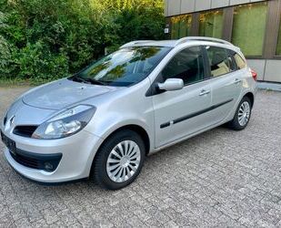 Renault Renault Clio Grandtour Dynamique 1.6 16V Automatik Gebrauchtwagen