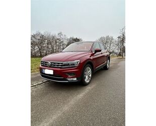 VW Volkswagen Tiguan 2.0 TSI DSG 4MOTION - 220PS Voll Gebrauchtwagen