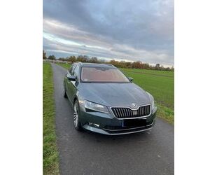 Skoda Skoda Superb 2.0 TDI 4x4 140kW Combi Style Gebrauchtwagen