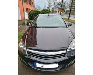 Opel Opel Astra 1.8 Cosmo Cosmo Gebrauchtwagen