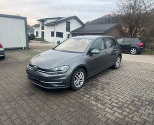 VW Volkswagen Golf 1.6 TDI BMT Comfortline NAVI MFL P Gebrauchtwagen