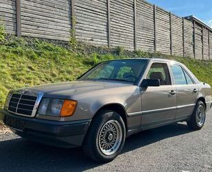 Mercedes-Benz Mercedes-Benz E 260 Gebrauchtwagen