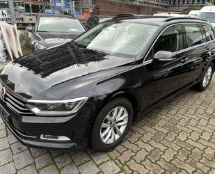 VW Volkswagen Passat Variant Comfortline /Klima/Navi/ Gebrauchtwagen