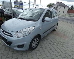 Hyundai Hyundai i10 UEFA Euro 2012 Edition Klima nur 64000 Gebrauchtwagen