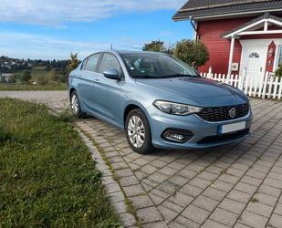 Fiat Fiat Tipo 1.6 MultiJet LOUNGE DAB Navi Kamera Lede Gebrauchtwagen