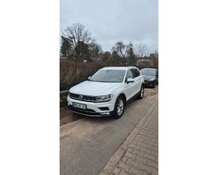 VW Volkswagen Tiguan 1.4 TSI ACT 4MOTION Highline Hig Gebrauchtwagen