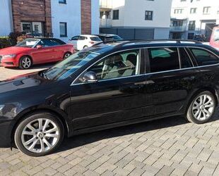 Skoda Skoda Superb Combi 2.0 TDI DSG Exclusive Combi AHK Gebrauchtwagen