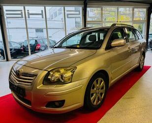 Toyota Toyota Avensis Kombi 1.8 Sol Gebrauchtwagen