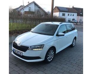 Skoda Skoda Fabia 1.0l TSI 70kW AMBITION COMBI AMBITION Gebrauchtwagen