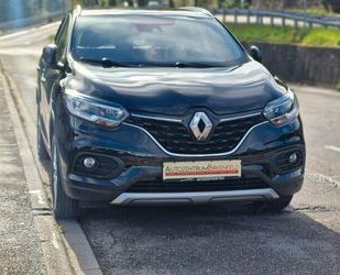 Renault Renault Kadjar Limited DeLuxe | TEILLEDER AHK NAVI Gebrauchtwagen